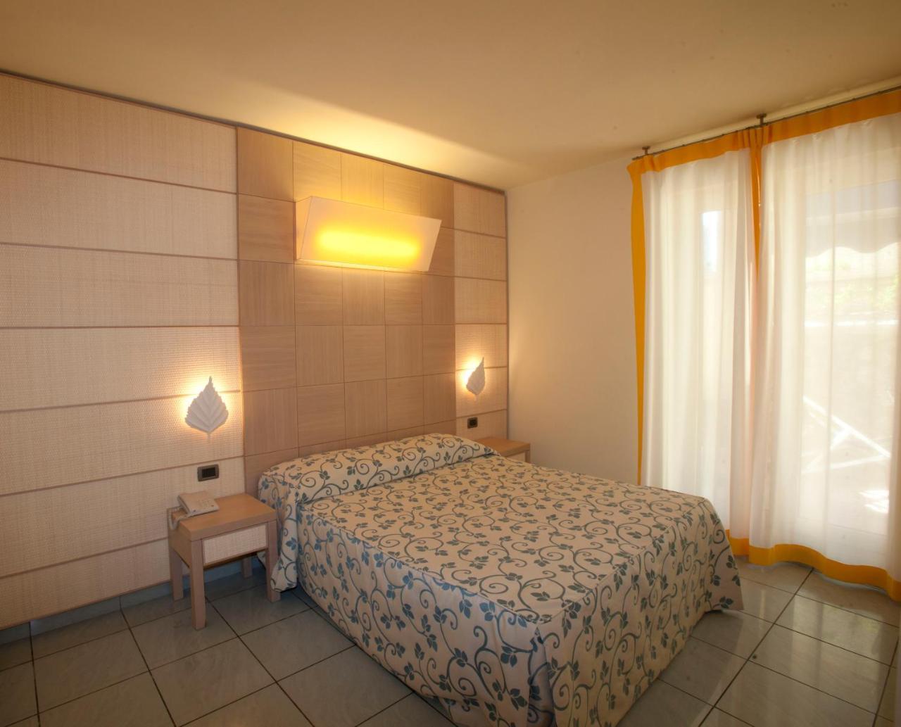 Hotel Gabbiano Сан-Домино Номер фото